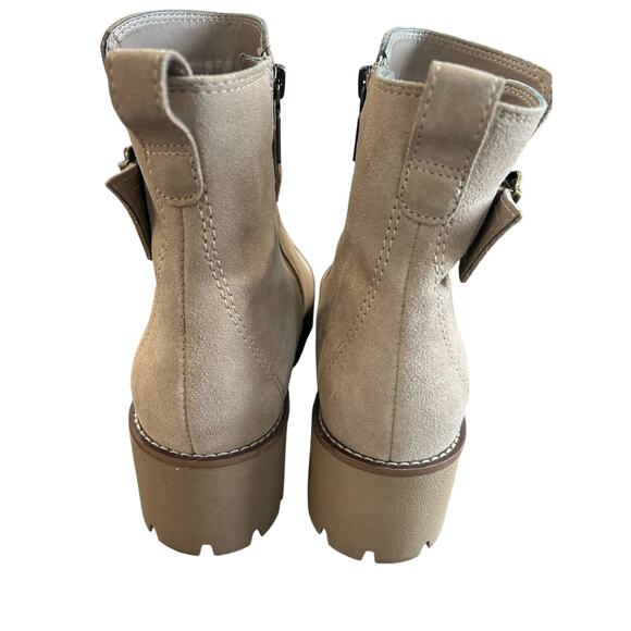 Blondo Dagger Waterproof D Ring Buckle Detail Booties Sand Suede Size 11 - Picture 4 of 8
